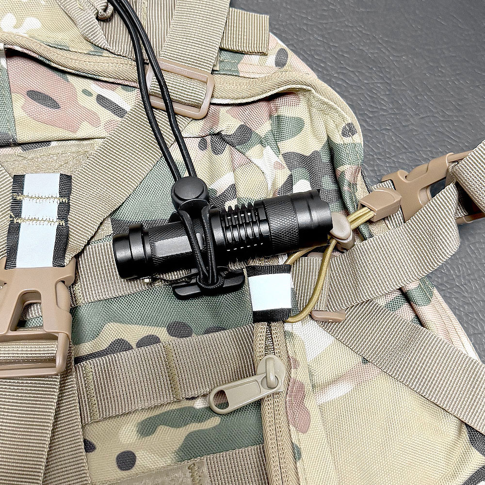 Flashlight Clip Outdoor Backpa - Outdoor Camping Equipment ulasan dan harga